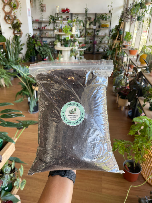 Premium Indoor Potting Mix (Pick Up)